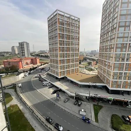 Διαμέρισμα شقة في مجمع راقي ومركزي 69 In A Complex *